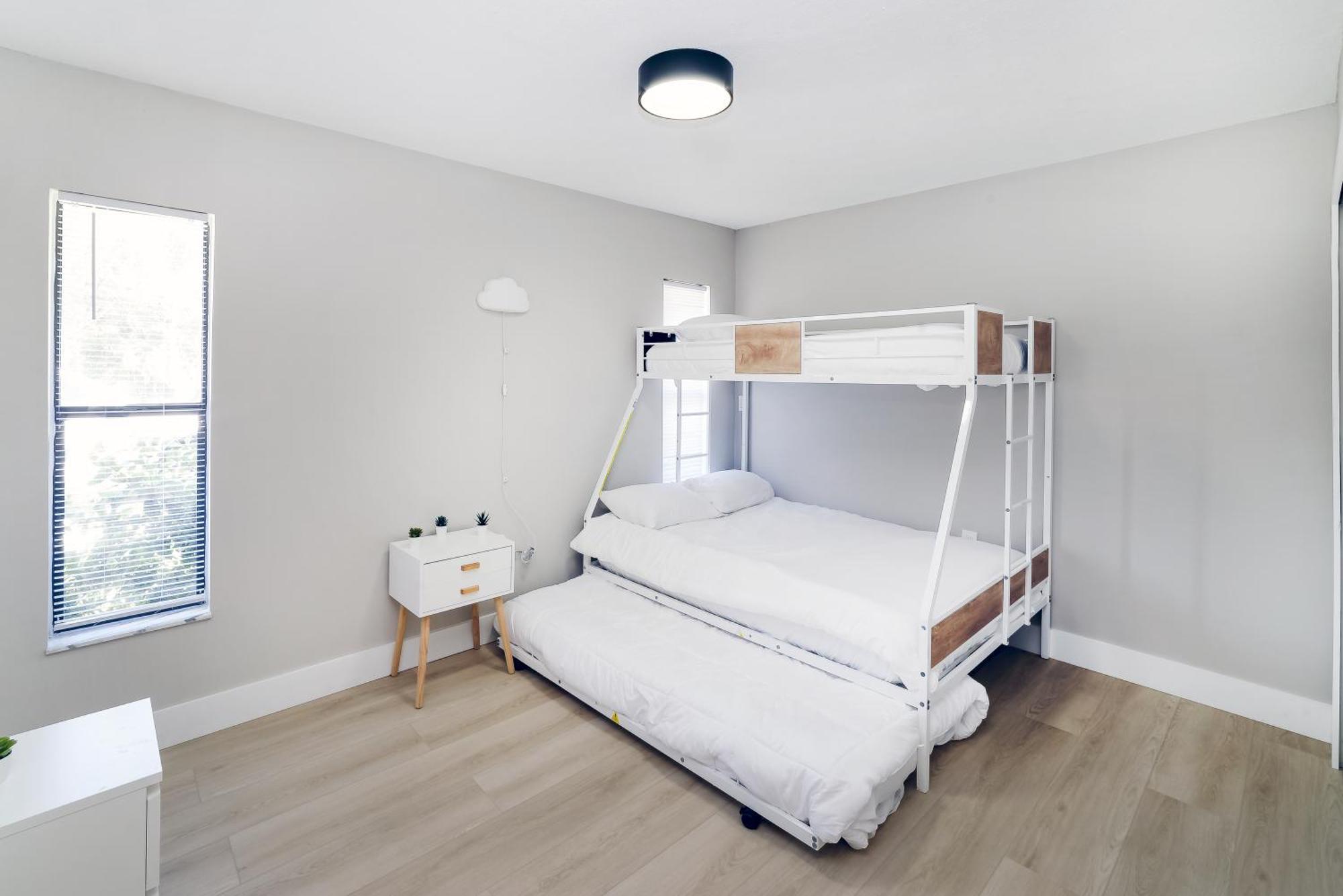 New 6Min To 3 Sister Springs, Spacious, Fun With Game Room Crystal River Buitenkant foto