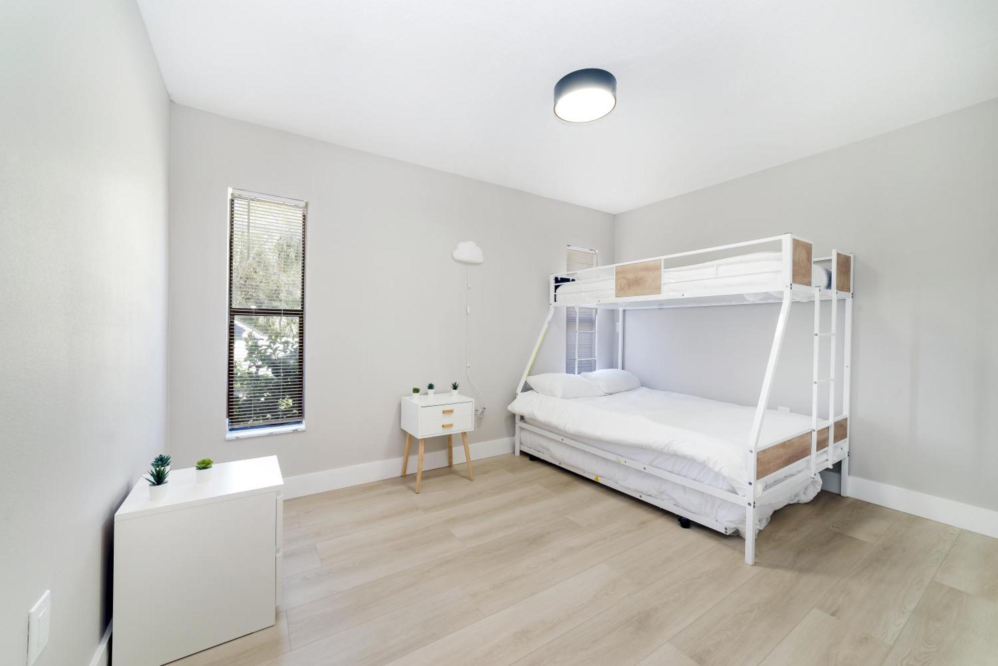 New 6Min To 3 Sister Springs, Spacious, Fun With Game Room Crystal River Buitenkant foto